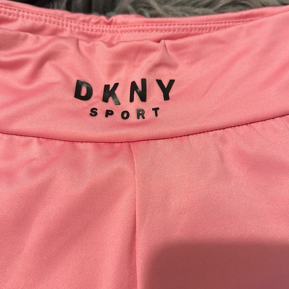 Little girls size 7-8 dkny sport leggings and three 7/8 shirts- barely worn - Picture 4 of 5
